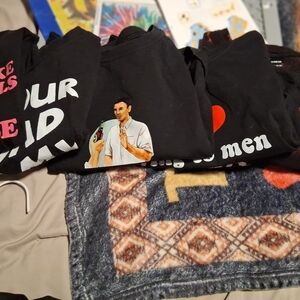 Trendy Black Graphic Tank Top